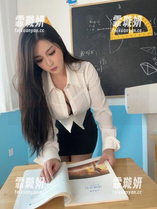 微密圈 - 120斤的小王同学的美图时间：这些蛋糕奶油，肯定说不出话来，只能流口水。