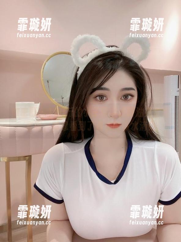 120斤的小王同学 微密圈 - 120斤的小王同学最新油亮清晰套图,就像看到了真实的小水滴!