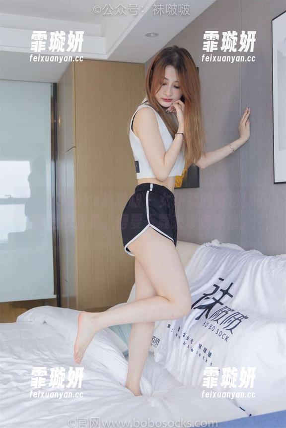 BoBoSocks袜啵啵 - 女仆装的叛逆！小甜豆的合集，得要下载来琢磨琢磨。