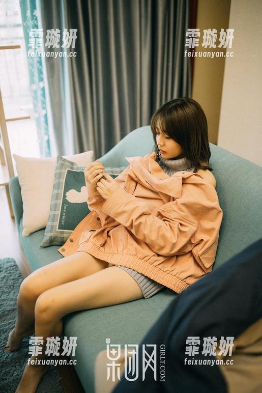 GIRLT果团网 - 高清照片里的陈雅漫JK，你说这裙子真美，但是搭配鞋子的时候，为什么总是差那么一点呢？