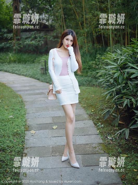 HuaYang花漾-小尤奈 HuaYang花漾 - 先别急!小尤奈的瑜伽原图,下载后再说不定更懂她