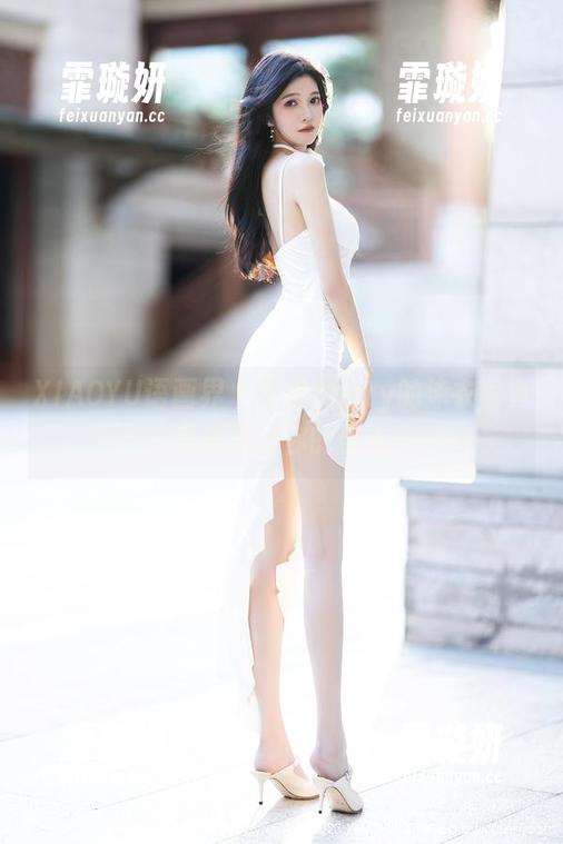 XIAOYU语画界 - 芝芝booty的泳衣写真，免费试穿你的目光！