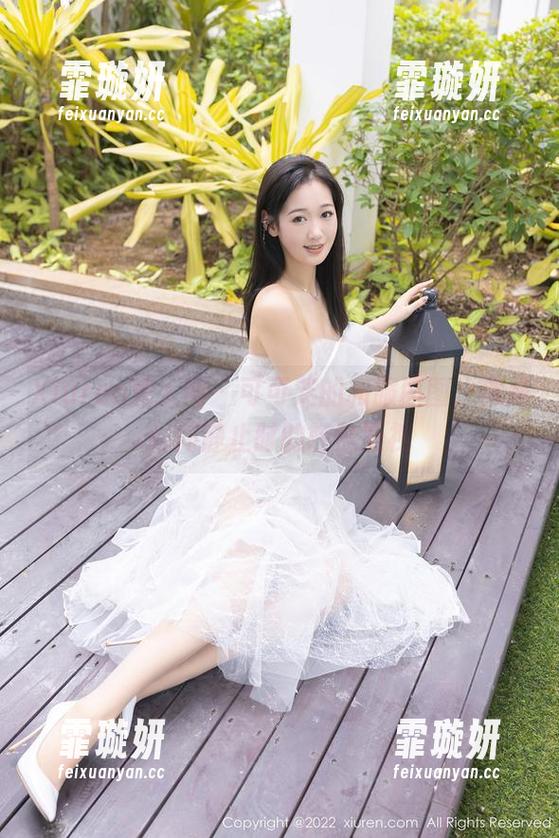 Xiuren秀人网 - 可可芝的和服原图，像是时间静止时的轻盈凝视