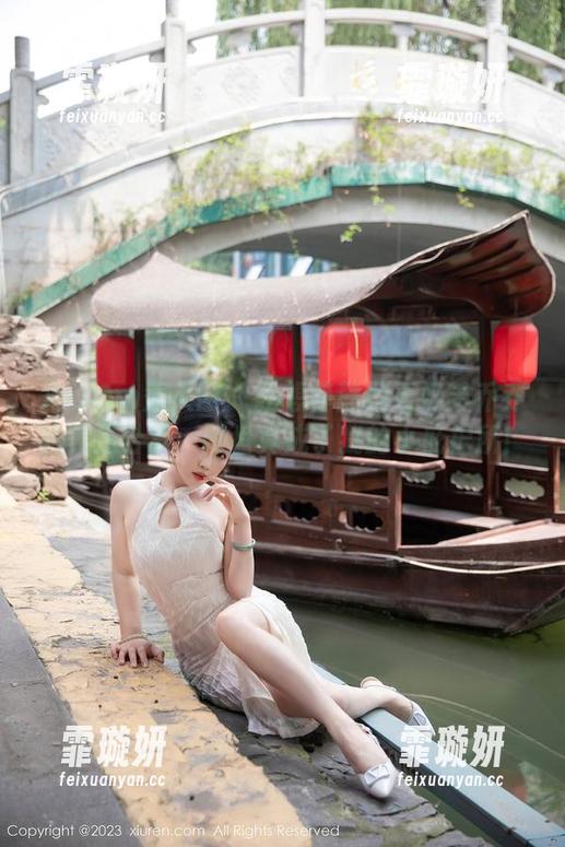 Xiuren秀人网 - 我想静静地看奶芙乔乔的美足合集，网盘真成了我的小庇护所！