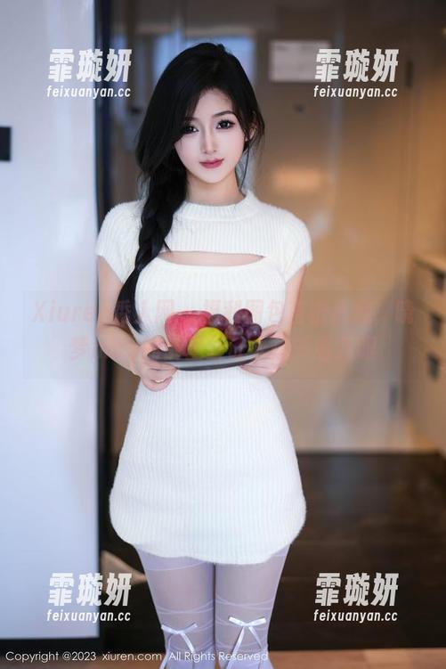 Xiuren秀人网-晓梦may Xiuren秀人网 - 福利图包直击心底,晓梦may的裤里丝让人想多看几眼