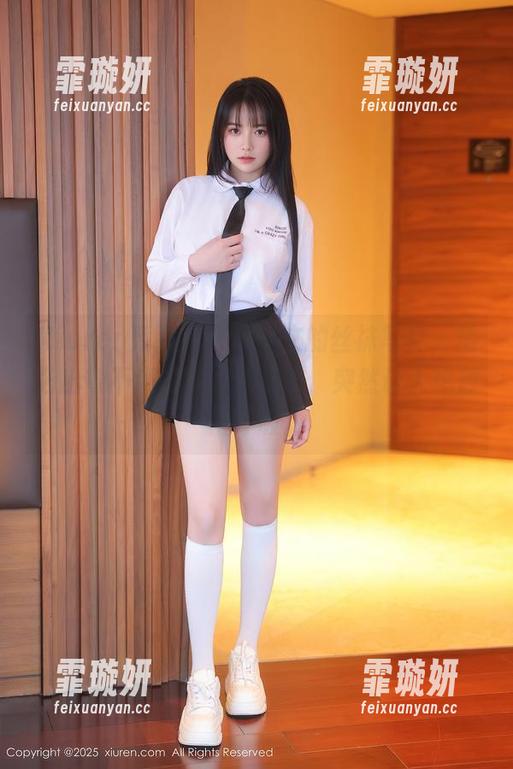 Xiuren秀人网-林文文 Xiuren秀人网 - 林文文的丝袜写真,精选出奇不意的美。那姿态,突然让人想放慢呼吸。