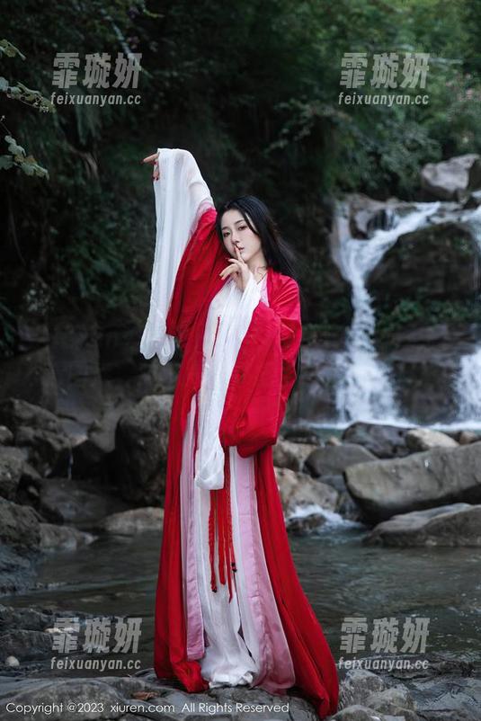 Xiuren秀人网-沈梦瑶 Xiuren秀人网 - 又一波沈梦瑶的内衣高清图库,难道人人都能当模特来一发?
