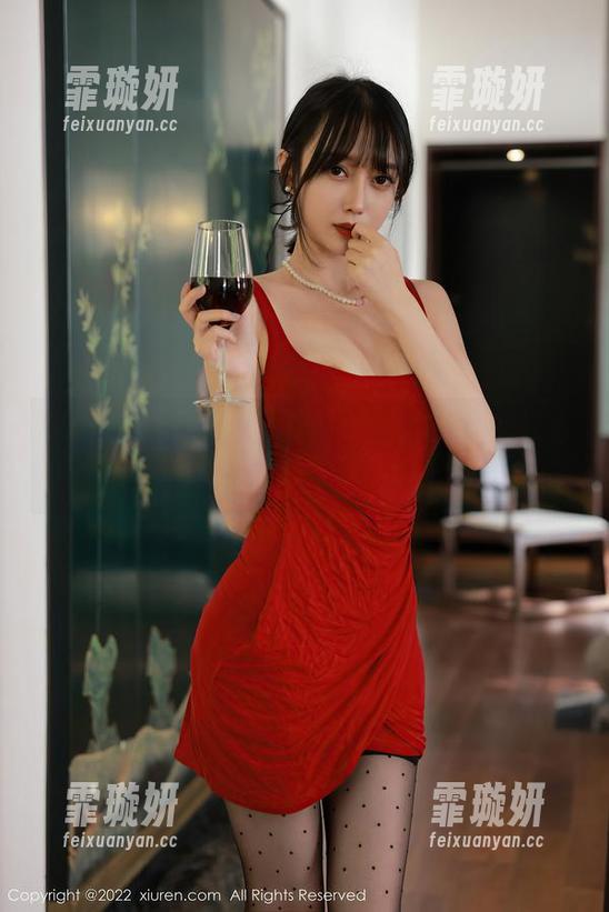 Xiuren秀人网-涵涵Luna Xiuren秀人网 - 涵涵Luna的兔女郎在线发布,这太让人想多研究几分钟了!