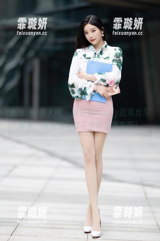 Xiuren秀人网-顾楚楚Maily Xiuren秀人网 - 顾楚楚Maily的黑丝写真集,高清到让你不信这是现实啊!