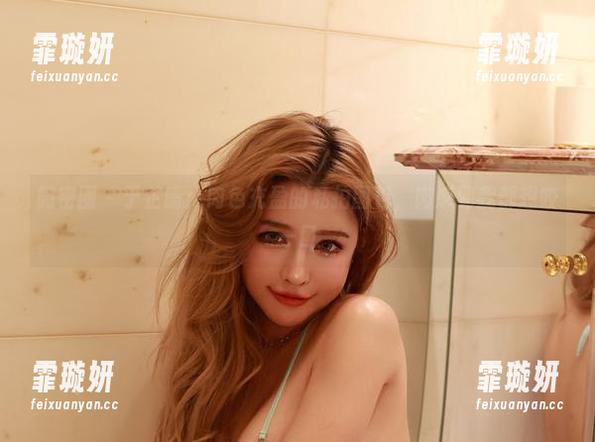 微密圈 - 于芷晴：肉色充盈的私拍图包，肉感到我都想咬一口