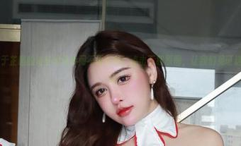 微密圈 - 在于芷晴的浴室里洗手间不再平凡！点击下载原图，让我们见证这份‘澡光闪闪’。