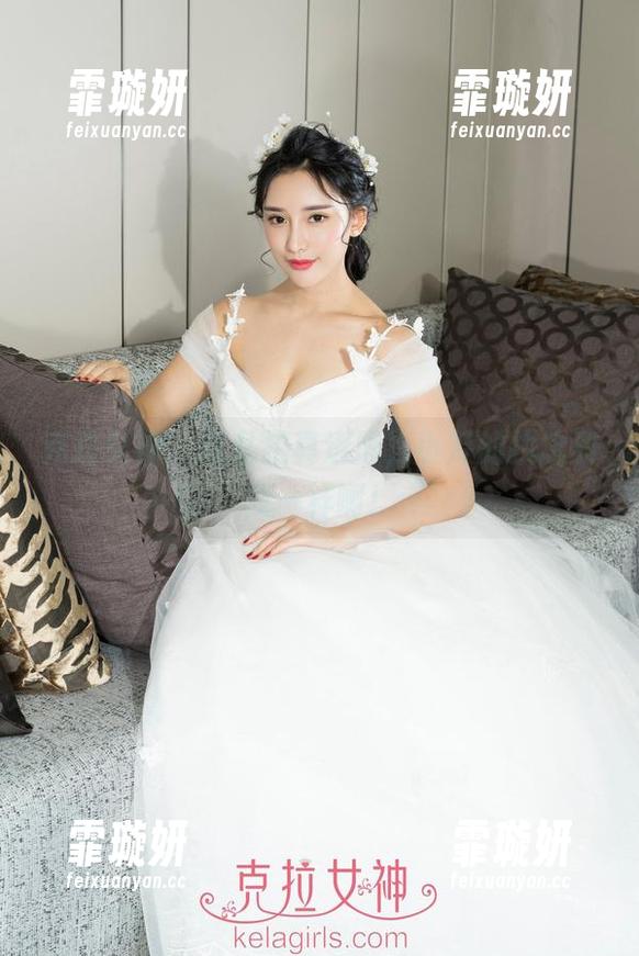 克拉女神 - 这私拍真透明，小芹的执念和我一样啊！