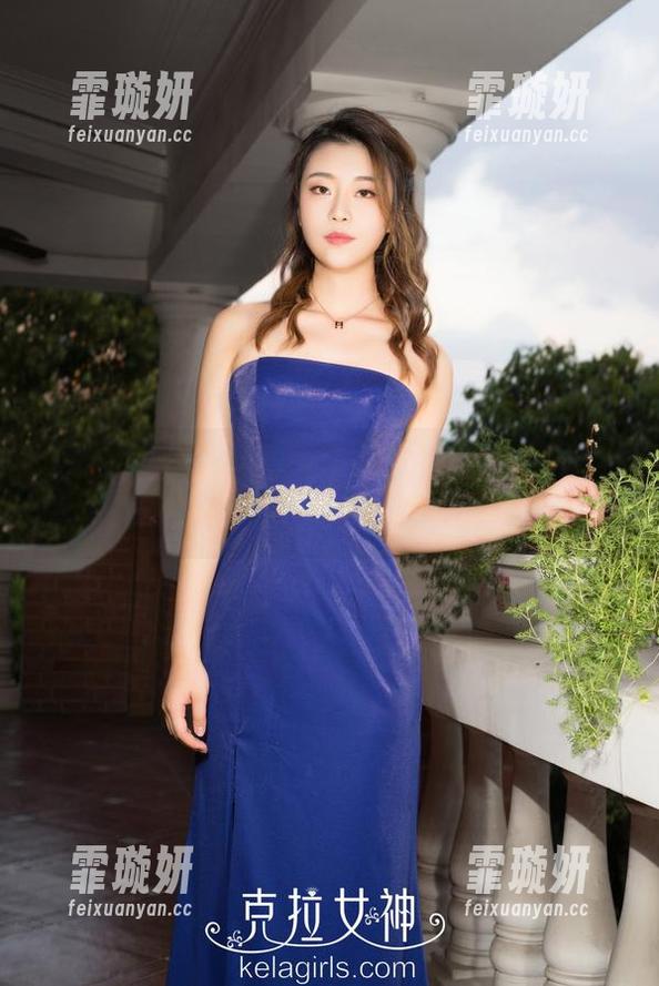 克拉女神 - 看苏可可的裸足写真，连光线都害羞了，太内敛了吧。