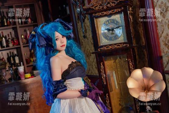咬一口兔娘 咬一口兔娘的网盘,竟然藏着医疗兔梅里的写真?这是什么神仙组合啊!