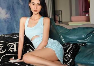 嗲囡囡 - 校园的流氓小巫女，和全套图集说再见会是怎样的结局呢？