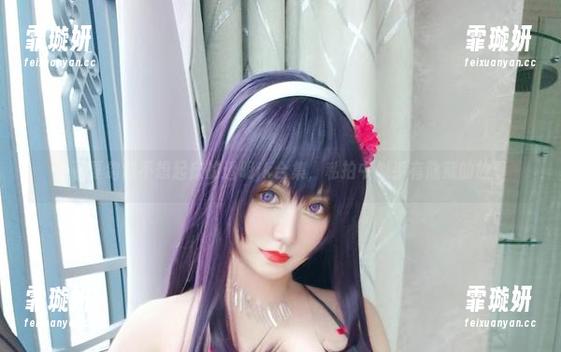 看看夏鸽鸽不想起床的透明jk合集，私拍中似乎有隐藏的故事