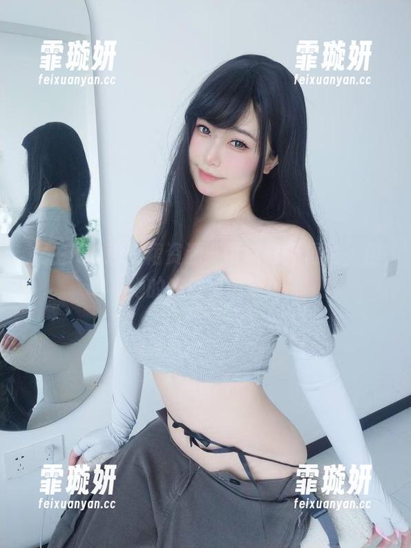 女主K 女主K的连衣裙资源—可以穿上再说,但她的态度更重要!
