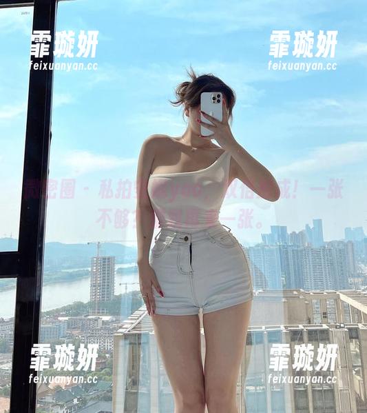 微密圈 - 私拍安妮yoo，双倍加成！一张不够？那我再来一张。