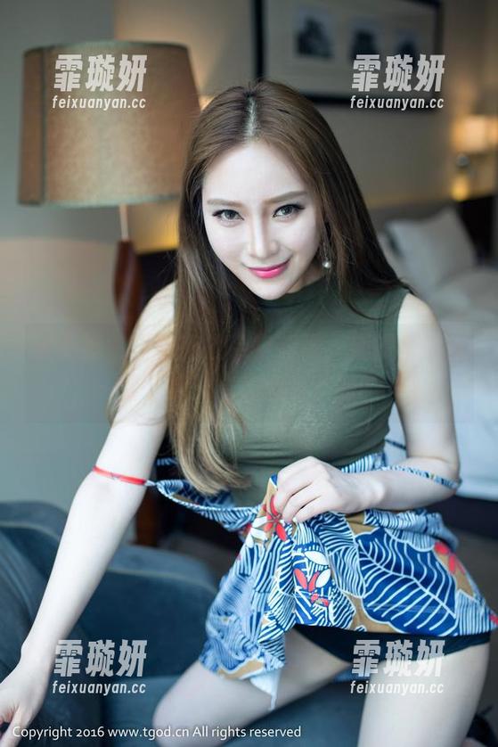 推女神 - 丁筱南的镂空新作，宛如奢糜定制，细节是你想象不到的
