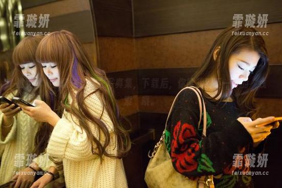 推女郎 - 赵惟依连体衣写真集，下载后，你能找到不一样的“线索”哦。