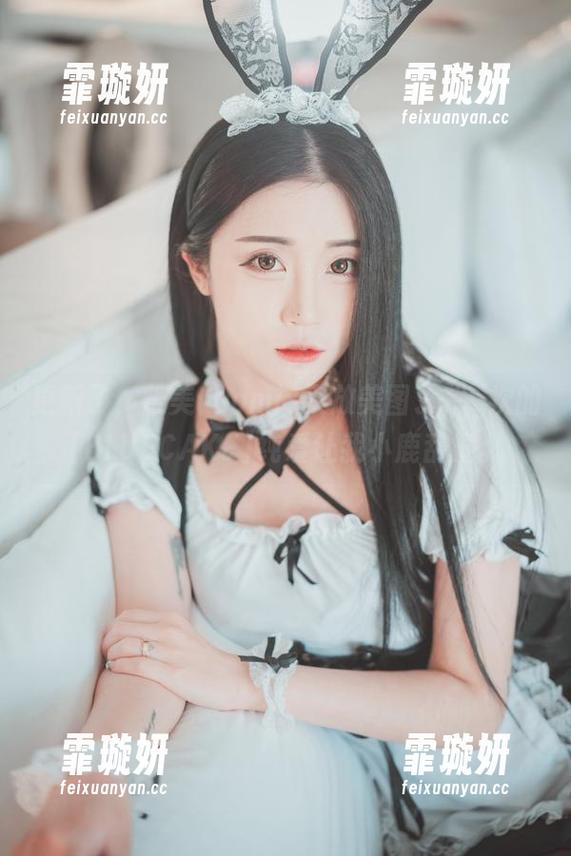 更新了，普美(bomi)又放美图了，這次的[BLUECAKE]纯爱让我小鹿乱撞。