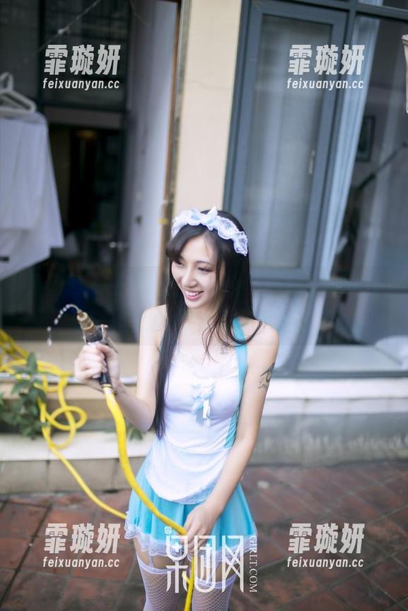 果团网 - 王语纯的“少女”原图，能让任何一位老阿姨陷入青春回忆。