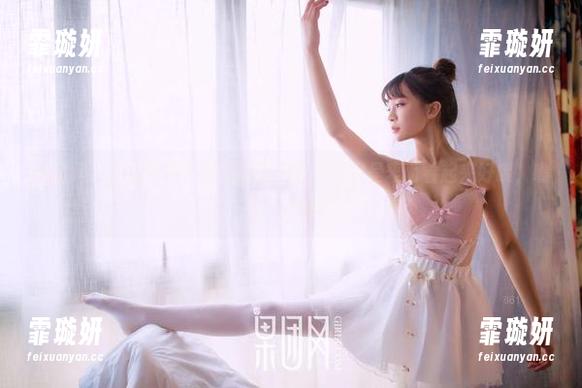 果团网 - 高清写真？学姐酸酱兔可不仅仅是表面看起来好哦，瞧这个神情！
