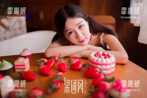 果团网高清透视游离不定的朦胧美人——为啥看了几眼还想再来一遍的理由还是不明。