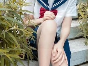 梦丝女神 - 花月舞：空姐套图精选，飞机上也能开个派对