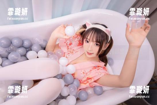 绝对企划？哼，神乐坂真东全集写真-光影里的秘密小插曲！
