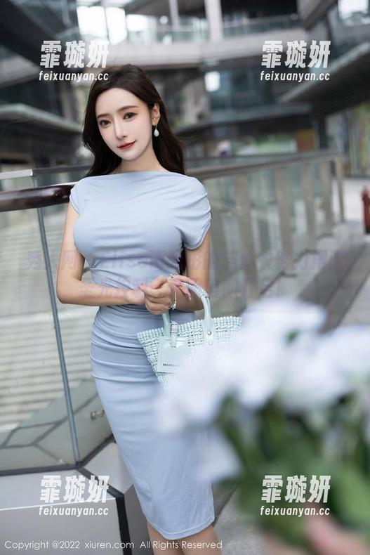 秀人网-Elise谭晓彤 秀人网 - Elise谭晓彤的连体衣努力摆脱圣光控制,套图信仰开启!