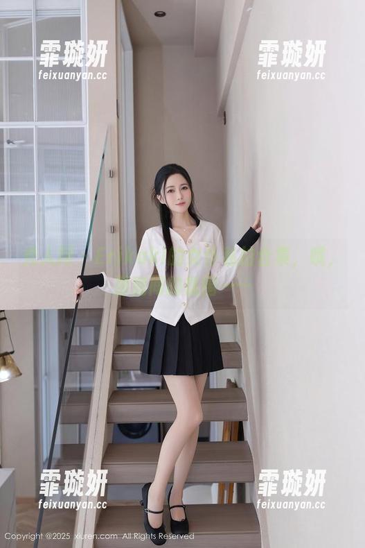 秀人网-Erikaki 秀人网 - Erikaki的女仆私拍合集,哦,那房间的氛围……