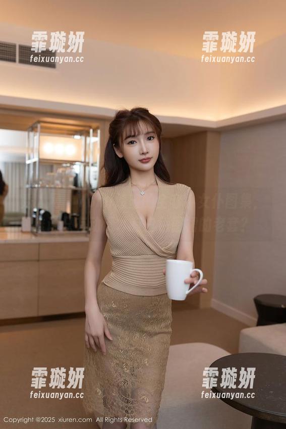 秀人网-Yomi悠蜜 秀人网 - Yomi悠蜜的全套小女仆图集,谁说只有动漫才有白色围裙的老套?