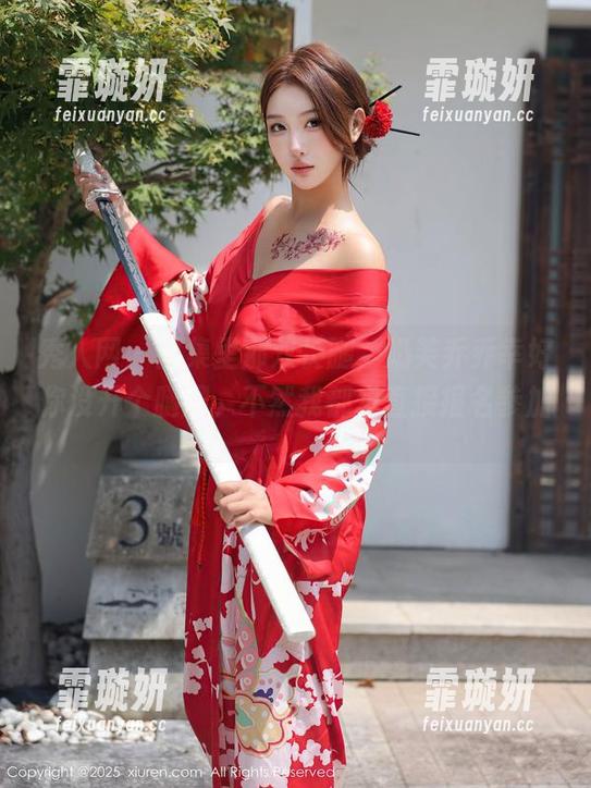 秀人网-奶芙乔乔 秀人网 - 图集里那双长腿,奶芙乔乔幸好你没开个腿展,不然我都想直接报名参加。