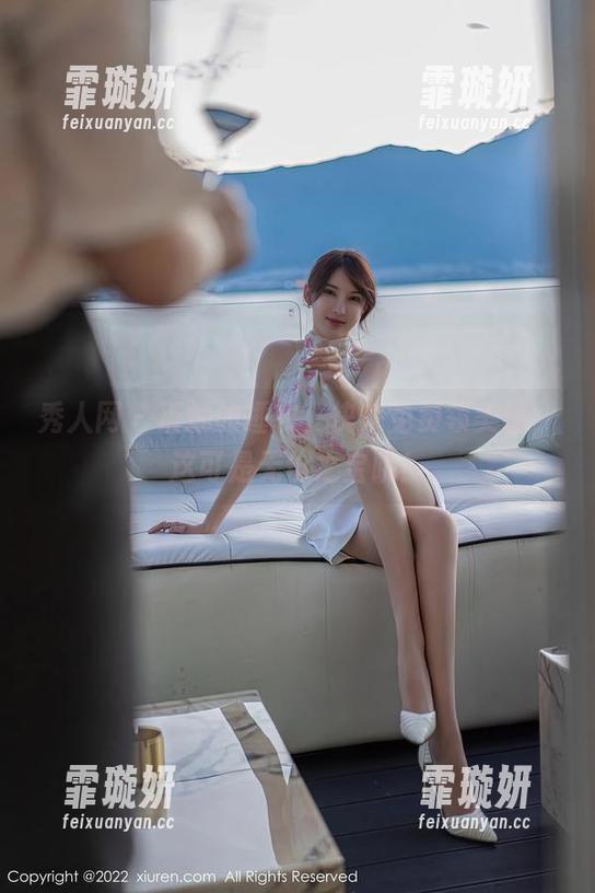 秀人网-璀灿 秀人网 - 璀灿的睡衣,快来免费领美图,这可是无价之宝哦!