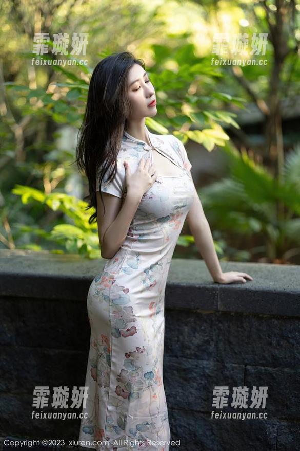 秀人网-盼盼已鸠 秀人网 - 来自盼盼已鸠的美腿合集,脚踝竟然会发光?