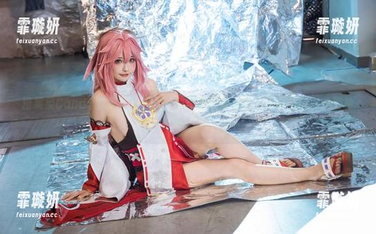 糖果果Candy 糖果果Candy的粉色幻想,一套作品让你仿佛回到童年玩耍的那种气息。