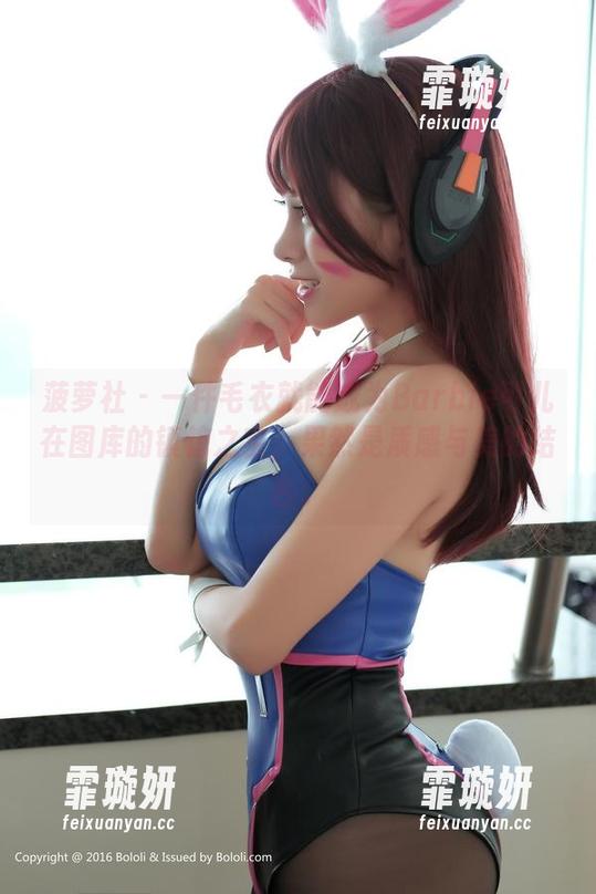 菠萝社-Barbie可儿 菠萝社 - 一件毛衣就能成为Barbie可儿在图库的镇馆之宝,果然是质感与美的结合。