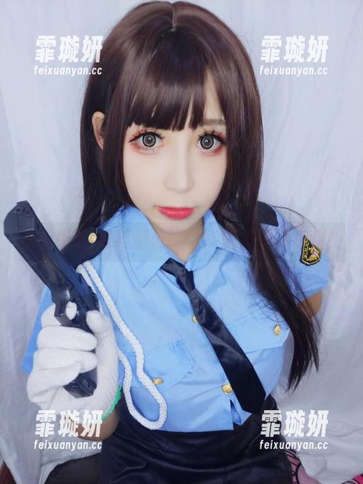看雯粥粥i如何把校服COS的高清又有趣！
