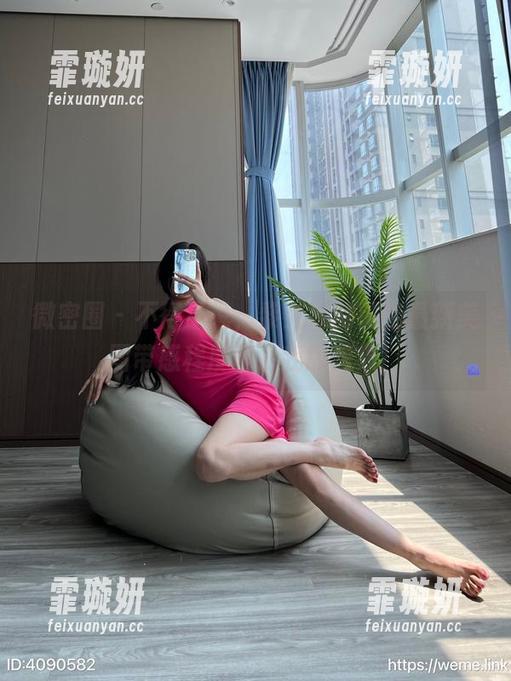 微密圈 - 不得不说，黎允熙的镂空最新美图带感程度超乎我的想象！